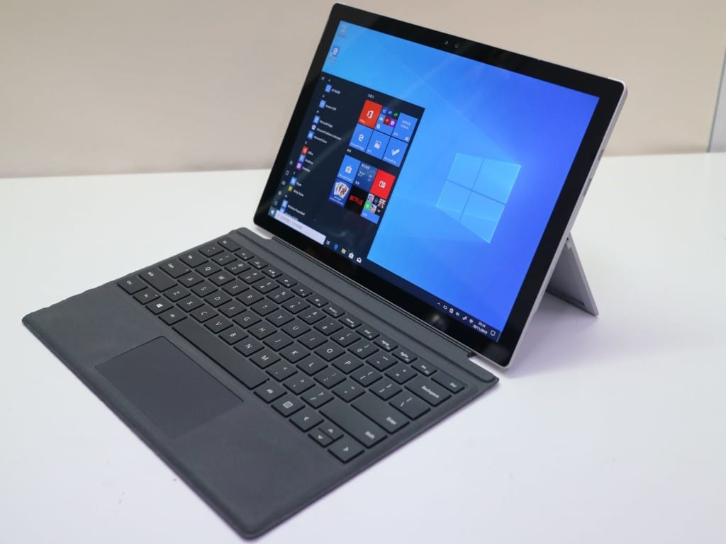 MICROSOFT Surface Pro 4 12.4 Reconditionné - i5-6300U - 8Go - 256Go -  Windows 10 Pro - Grade B1 - Unik Informatique